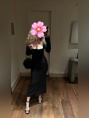 The One by Lichi Black Sweetheart Lace Trim Midi Dress Size S